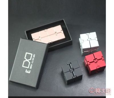 解密秋日爆款减压神器 无限魔方背后的精致工艺与心理疗愈